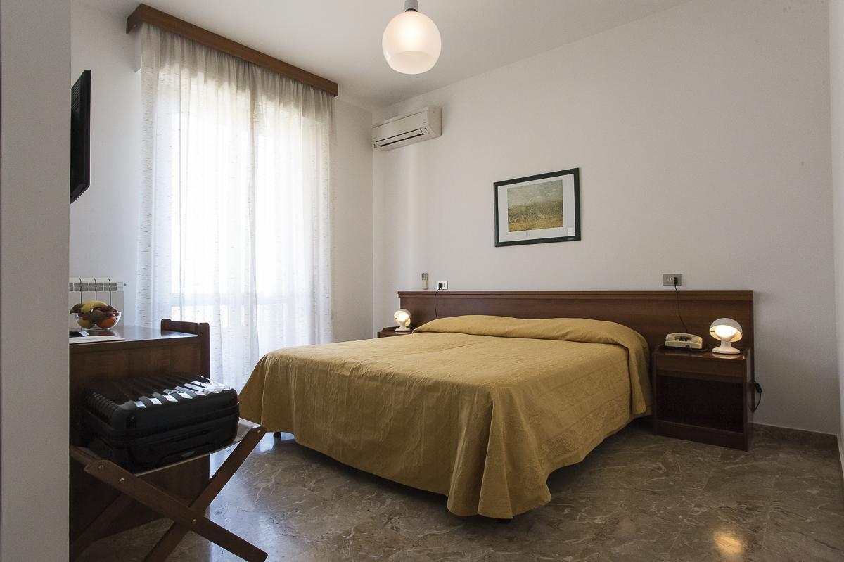 Albergo Rossana تْشيانشانو  تيرمي المظهر الخارجي الصورة