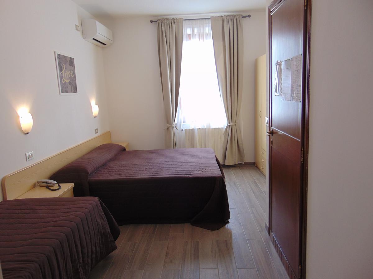 Albergo Rossana تْشيانشانو  تيرمي المظهر الخارجي الصورة